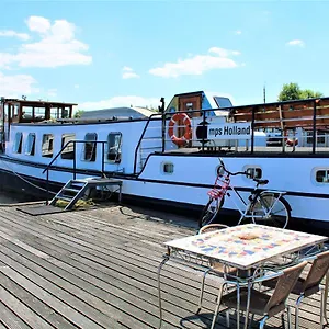 2* Botel Mps Holland